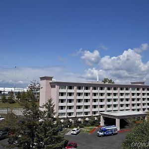 Coast Gateway Hotel